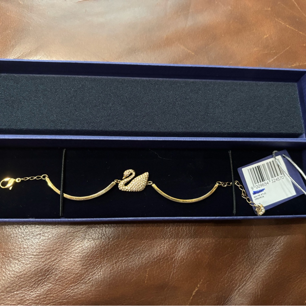 NIBWT Swarovski Gold Pave Swan Bracelet